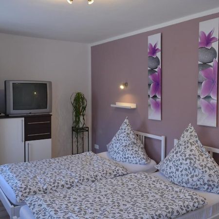 Unterkunft Fuer Arbeiter Und Monteure Grafrath  Экстерьер фото