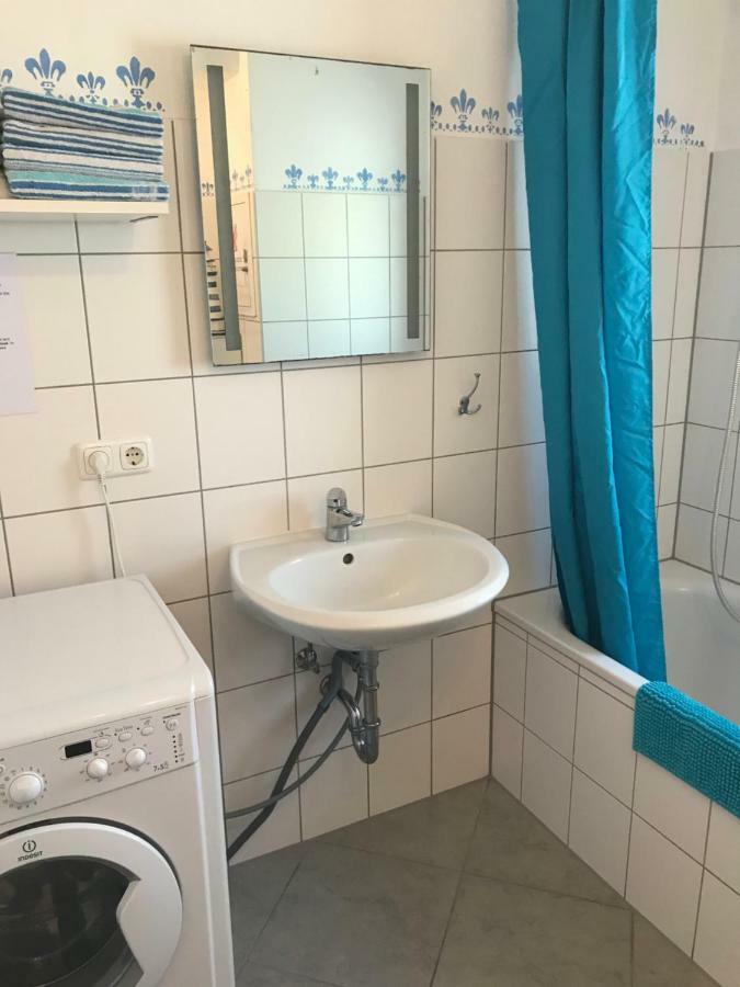 Unterkunft Fuer Arbeiter Und Monteure Grafrath  Экстерьер фото